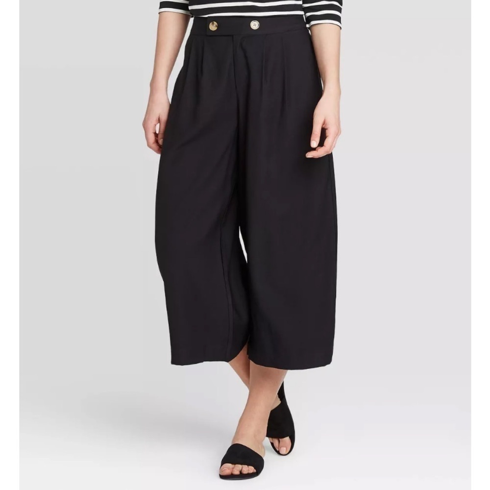Who what wear high rise wide leg front pleat cropped pants black size 2